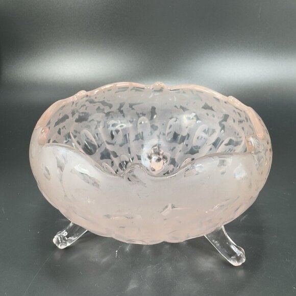 1930s Fenton Ming Pink Glass Rose Bowl Dish Etched 3 Footed Bowl Frosted Finish - Picture 9 of 15